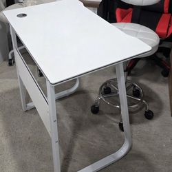 New Desk With Chair