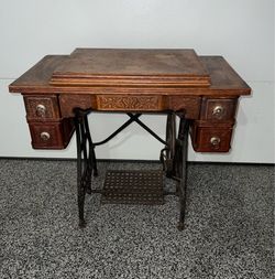 Antique 1890’s White Treadle Sewing Machine
