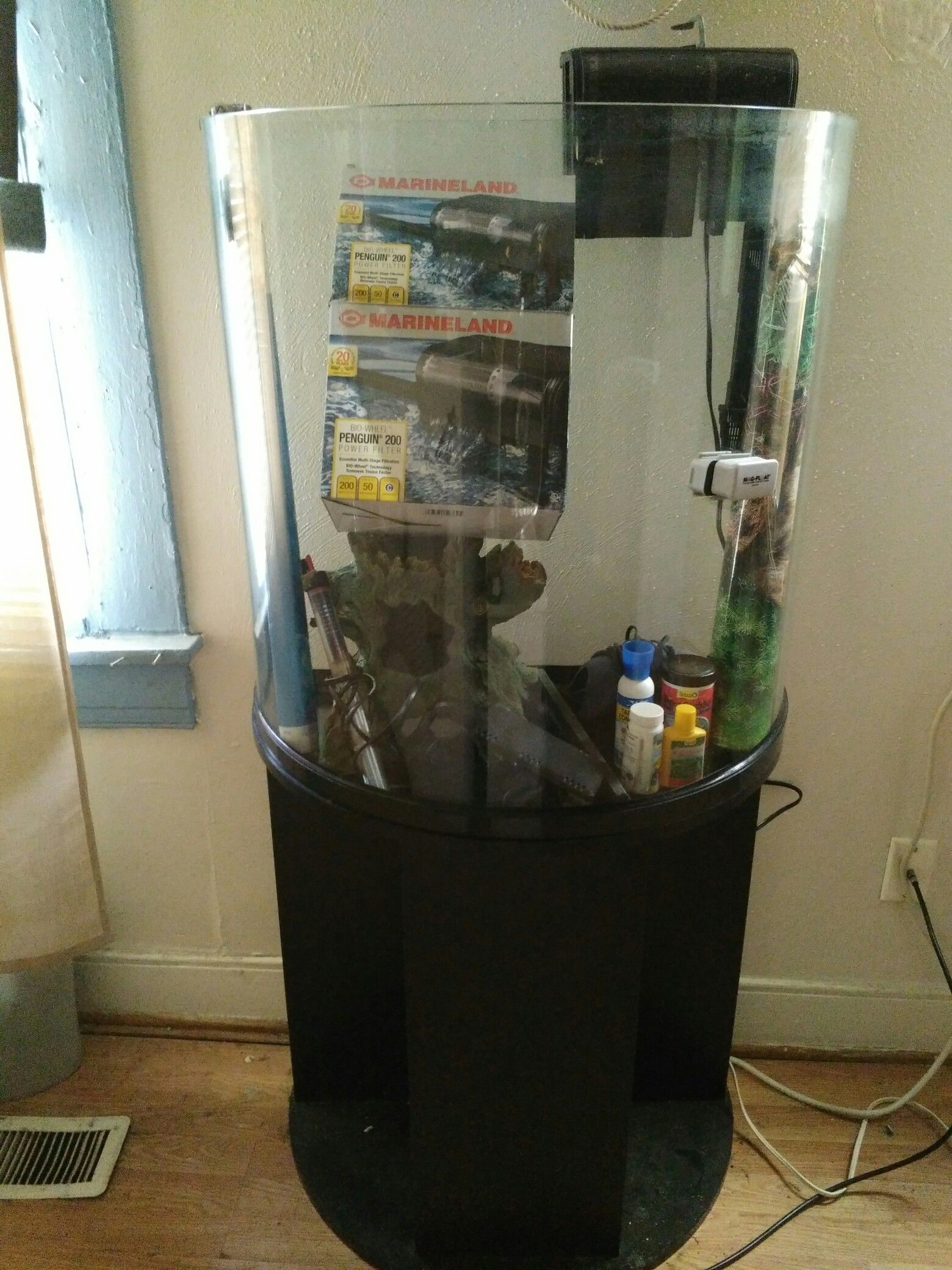 30 Gallon Half Moon Fish Tank W/Stand
