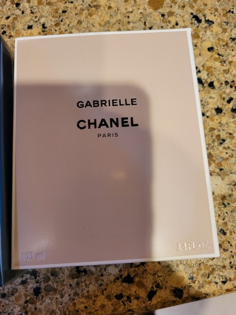Perfume GABRIELLE CHANEL