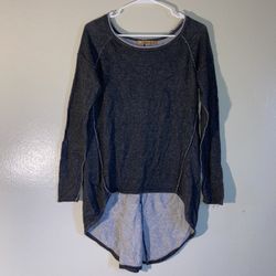 Belldini High Low Knitted Tunic Pearl Button Blouse Women Size Large Dark Grey.