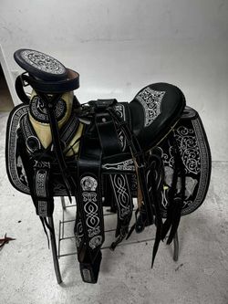 Nuevas Y Elegantes Montura Vaqueras