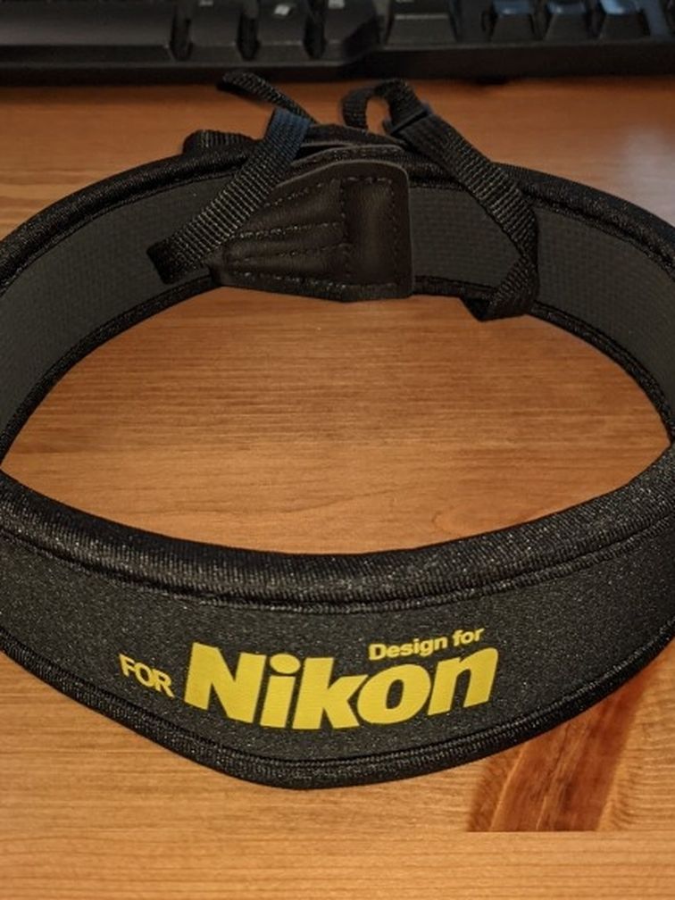 Nikon Cushioned Neck Strap