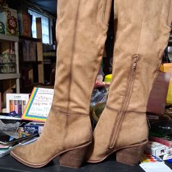 ZODIAC - SIZE: 10 Western Toe Knee High Boots W/Cushioned & Stacked Heel 