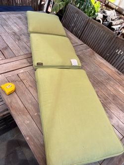 1x smith and hawken brand lounge chaise chair cushion in lime green  Located in concord  Measures: 72” long.       17” wide.         2.5” thick  $75 o