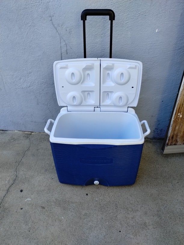 Yelera Buenas Condiciones,$30