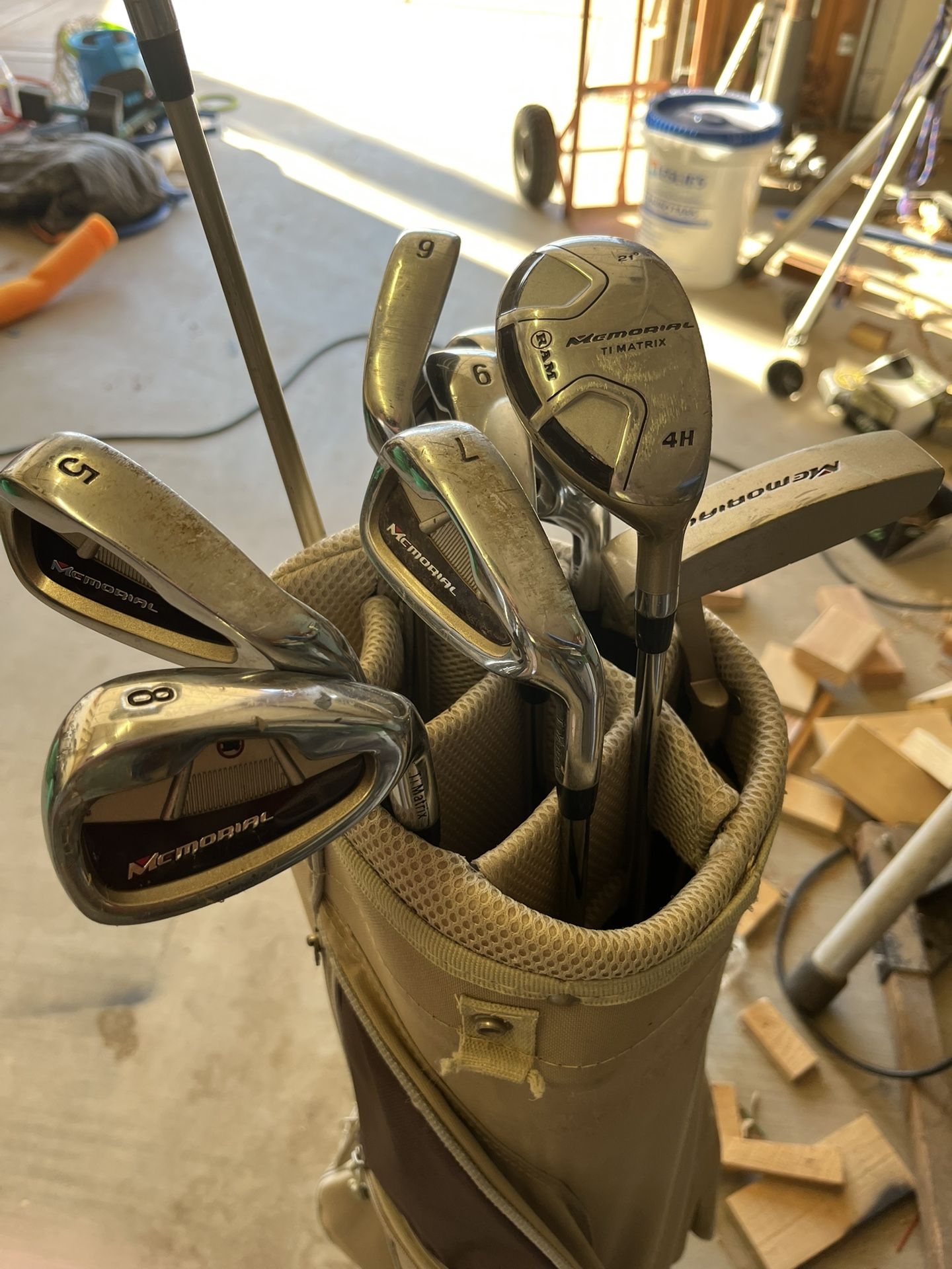 Ladies Right Handed Ram Golf Clubs