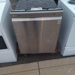 Super Clean LG Dishwasher Stainless Steel
