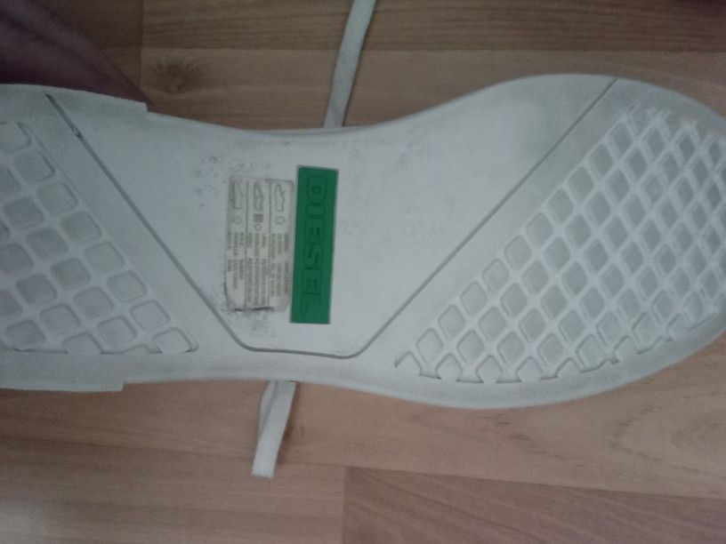 Men\'s Size 11 or 12 - Diesel, Leather, Red & White low top shoes 