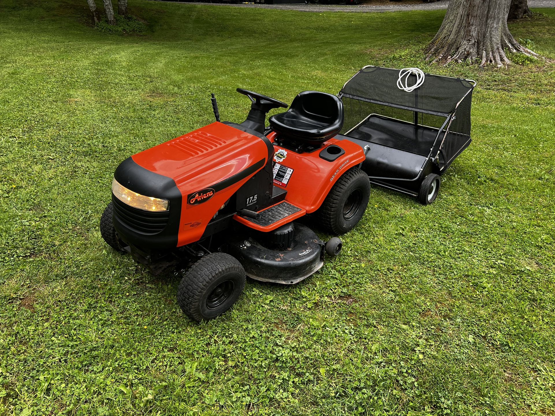 Ariens Mower With Sweeper
