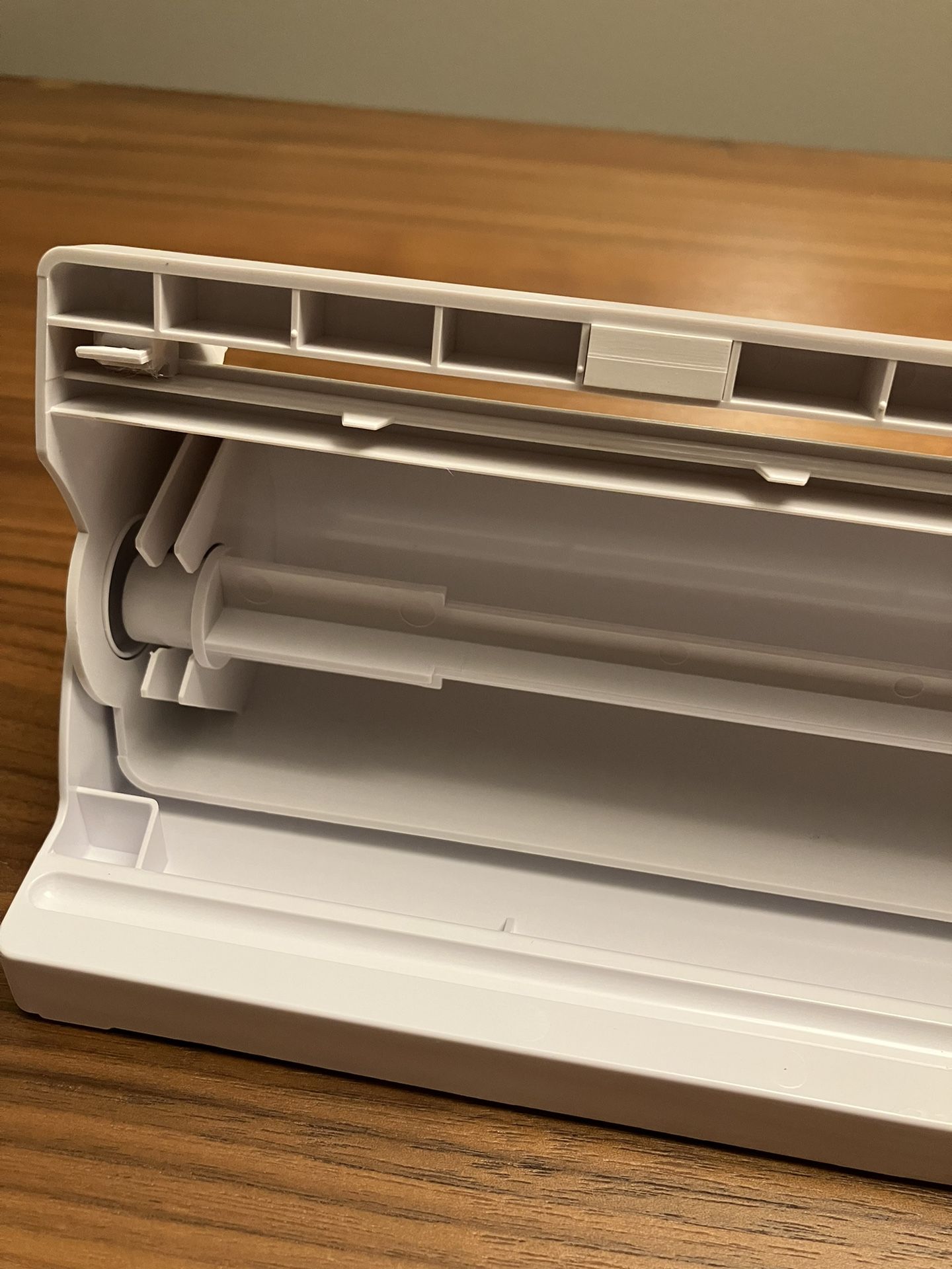 FoodSaver Store 'N Cut Plastic Food Roll Holder and Cutter, Vacuum