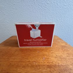Vintage Target Travel Humidifier - Personal Ultrasonic Cool Mist Bottle Humidifier, New Old Stock in Original Box