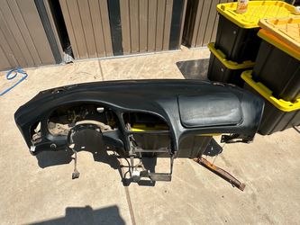 1998 2g Mitsubishi eclipse dashboard black