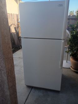 Whirlpool refrigerator/ freezer