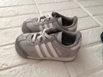 Adidas boys shoes size 7.