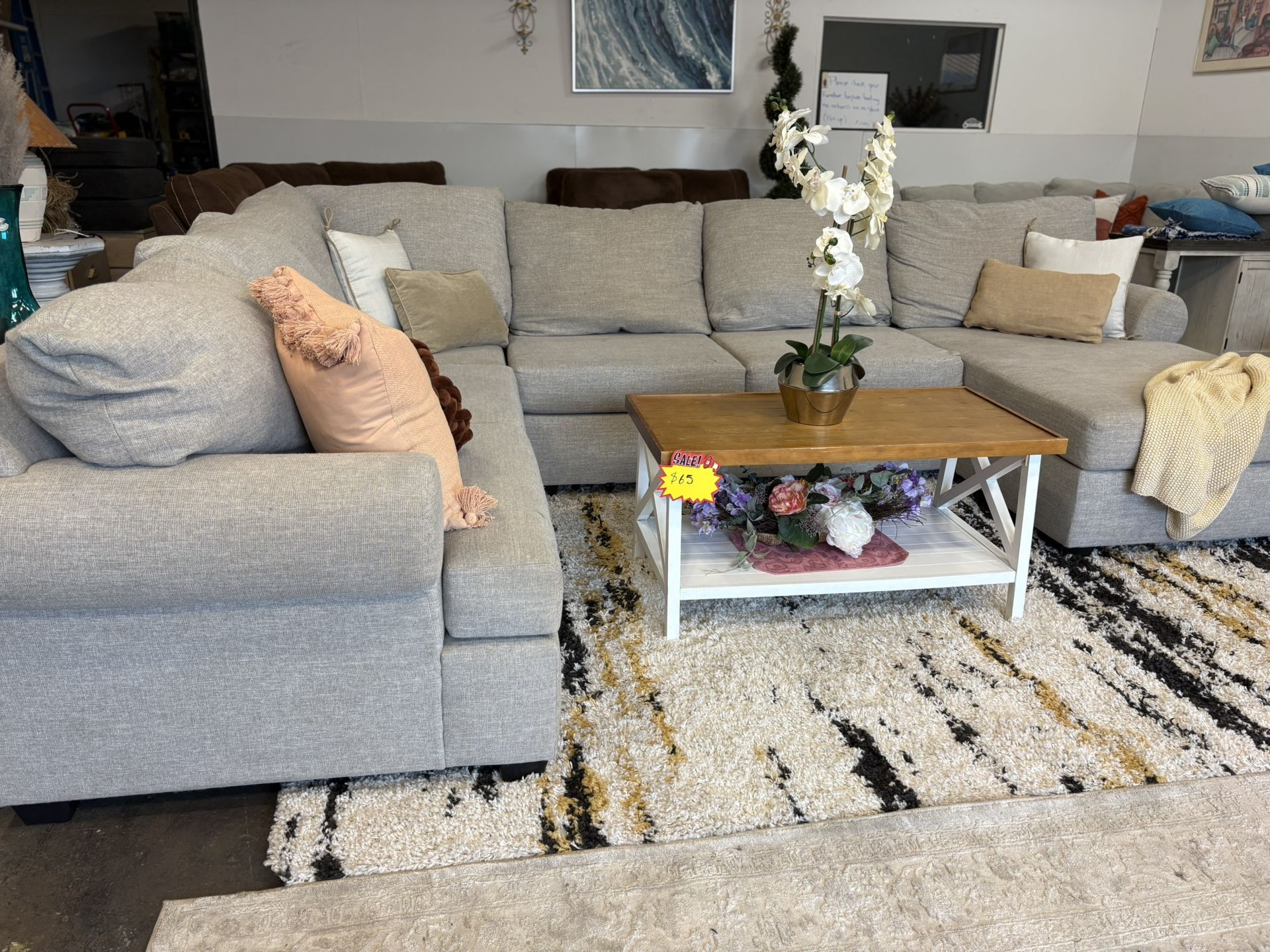 Sectional Couch 🛋️ (Yes It’s Available)