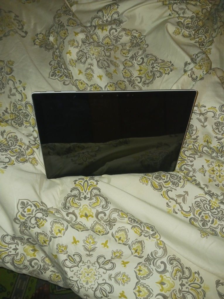 Microsoft Surface 7+