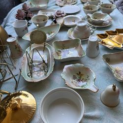 A Lot Vintage Stuff, Monet