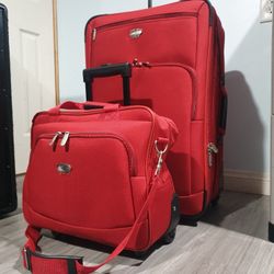 Luggage Set Of Two Pieces Has Wheels,  Rolling  Handle