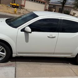 2010 Dodge Avenger en venta