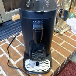 Instant Pot Multi-Pod Single Brew Coffee and Espresso Maker, Fits Nespresso Capsules and K-Cup Pods