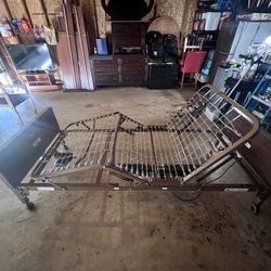 Fully Electric Adjustable Hospital Bed Frame with Wheels for Homecare