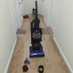 Bissell Powerforce Helix Vaccum