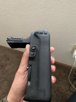 Canon BG-E20 battery grip EOS 5D Mark IV