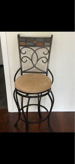 3 bar stools