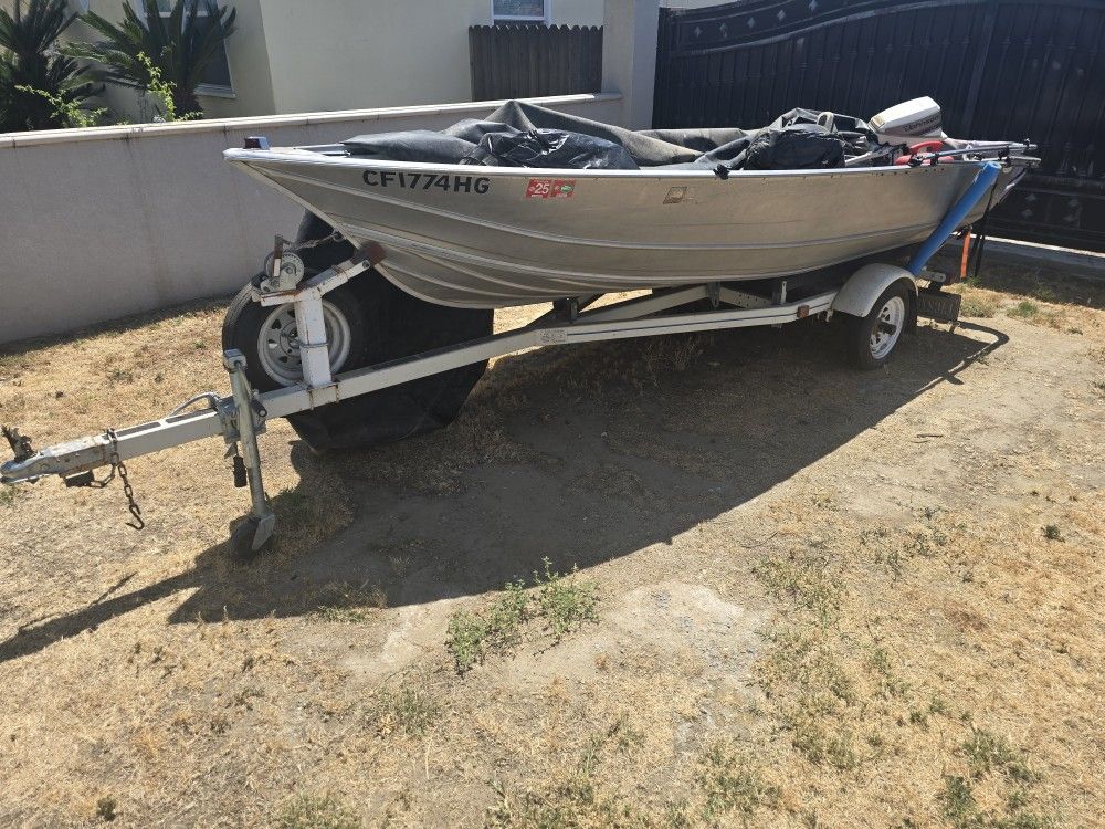 Fishing boat