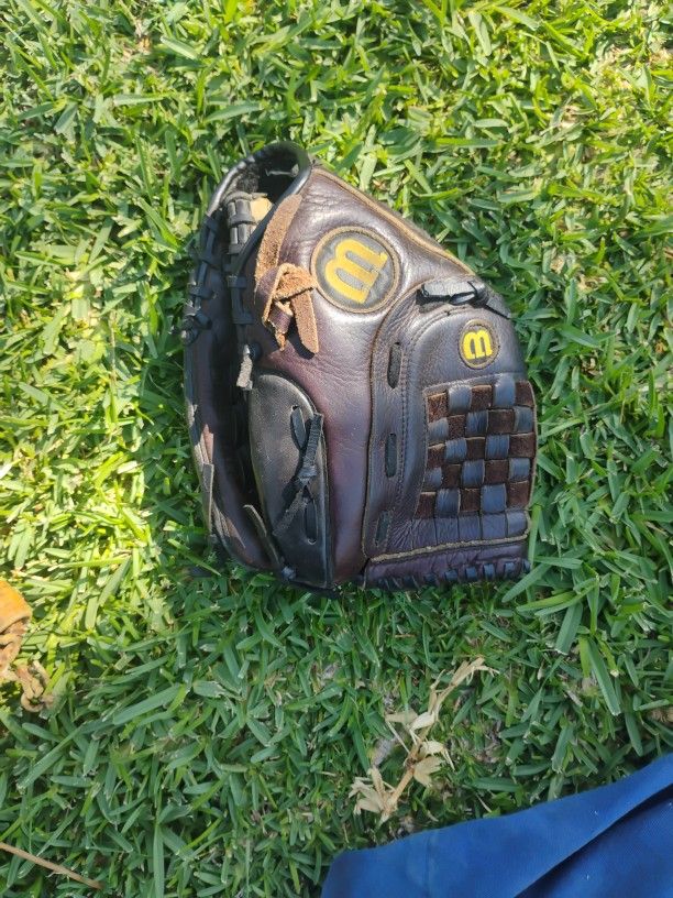 Wilson Baseball Glove For Kids$25