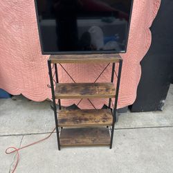 Small Vizio 31 Inch Smart TV W Metal Base Stand Tv Works No Remote