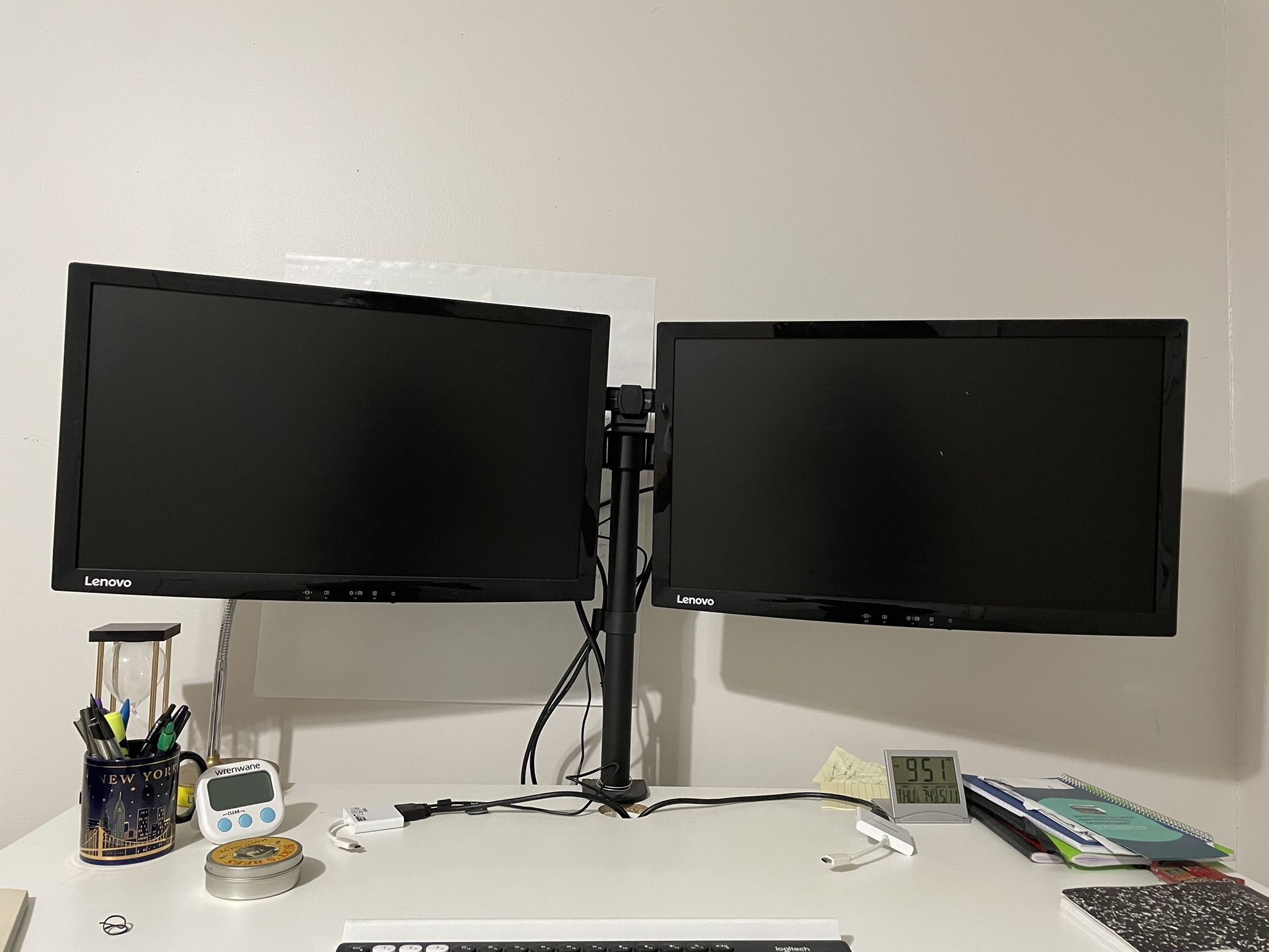 Lenovo 24 Inch Monitors