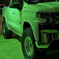 35x12.50 R17  Off Road 