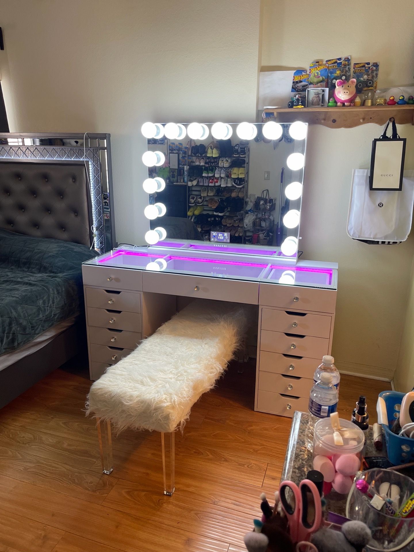 Vanity
