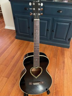 Beautiful RARE Black JJ Heart Acoustic Guitar With Gig Bag Case Collectible Memorabilia Musical Instrument Excellent!