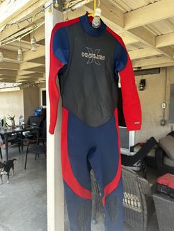 Hurley Men’s Wetsuit Xtra Large Short