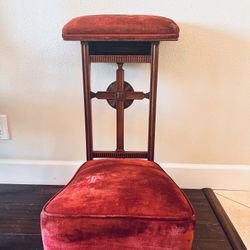 Antique 16th Century French “PRIE DIEU”