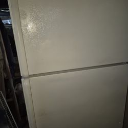 Magic Chef Fridge Apt Size 30 By 66 High 