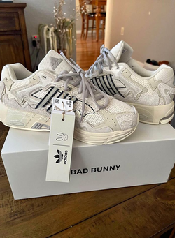 Bad Bunny Wonder White Shoes (NEW)