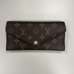 Louis Vuitton Wallet 