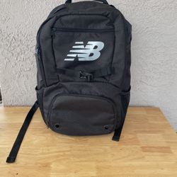 New Balance Black Unisex 4040 Baseball Bat Pack In Very Good Conditions 