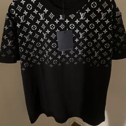 Lv T Shirt 