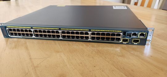Cisco Catalyst 2960-S 48 Port PoE Switch