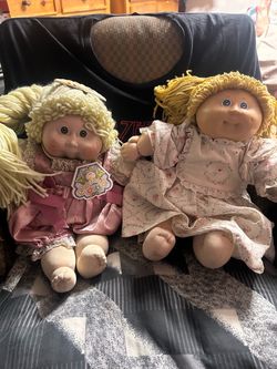 Cabbage Patch Kids Dolls Lot of 2