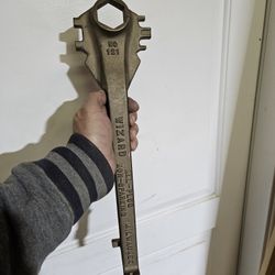 Wizard No 121 All Plug bung wrench New!