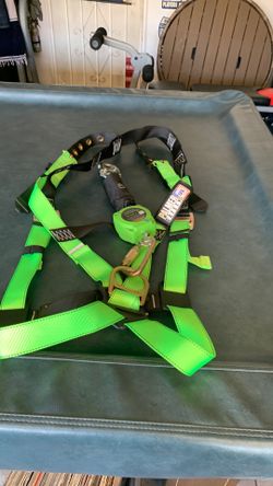 New harness with 6’ web yo-yo