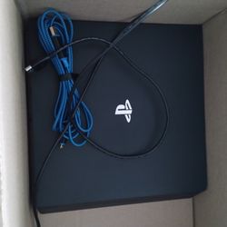 PS4, 3 Controllers & 6 Games