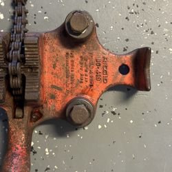 RIDGID Bench Chain Vise: 0.13 in – 4 in