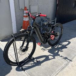 2023 Giant trance pedal assist mountain bike
